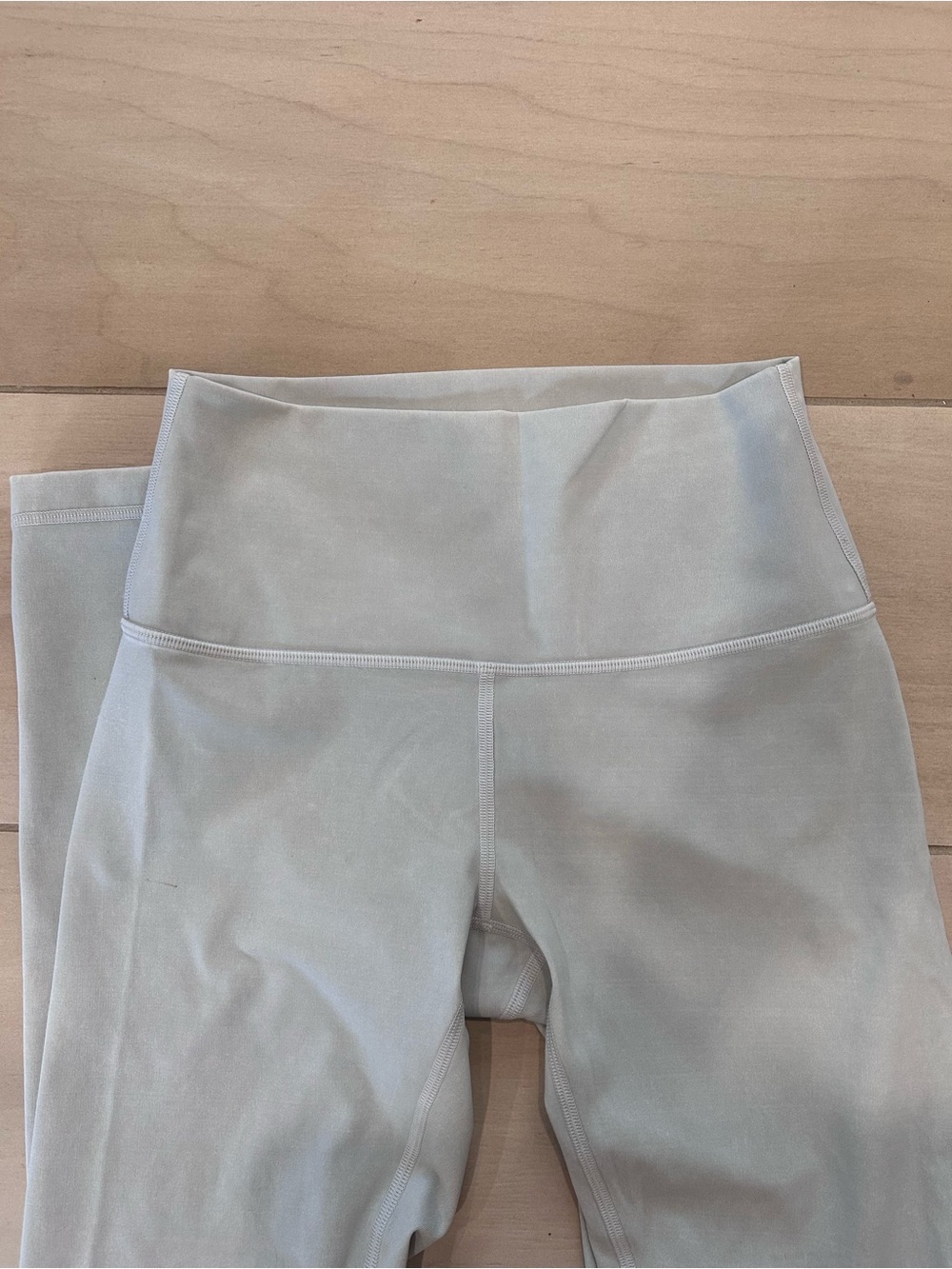 Lululemon Align Pant II 25” | Size 4 | High-Rise Nulu Leggings | Taupe/Greige - Picture 5 of 8